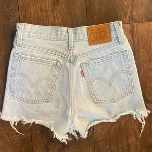 Levi’s Light Wash High Rise Wedgie Shorts